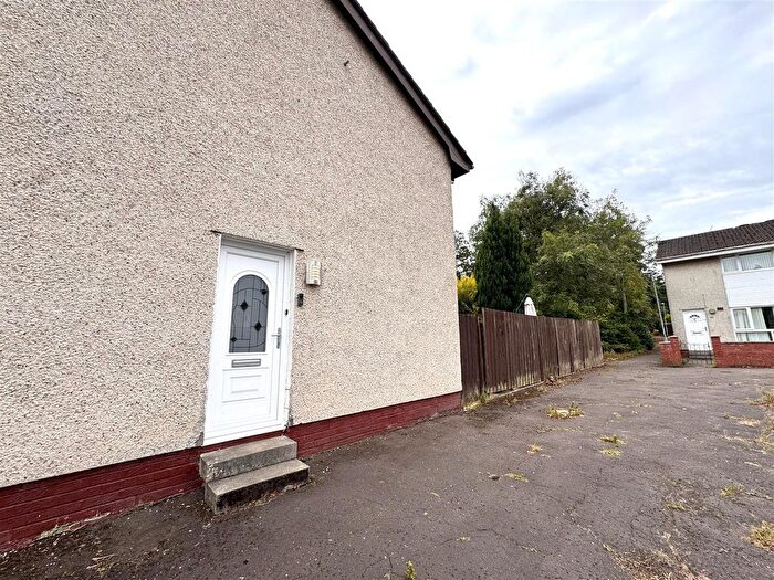 2 Bedroom Flat To Rent In Western Road, Cambuslang, Glasgow, G72