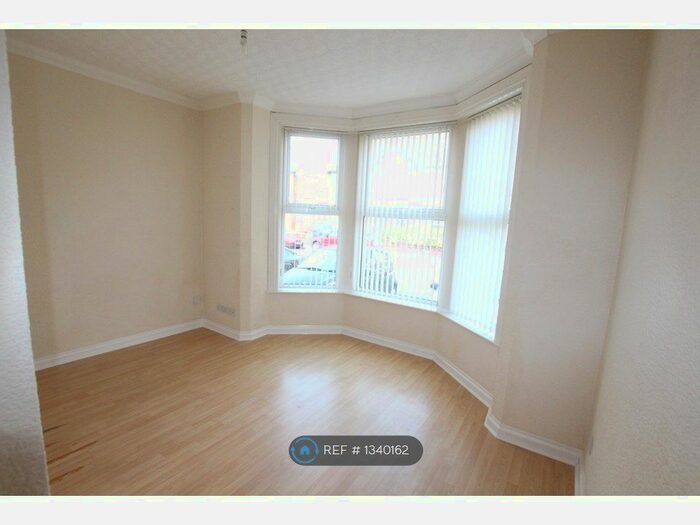 1 Bedroom Flat To Rent In St. Andrews Road South, Lytham St. Annes, FY8