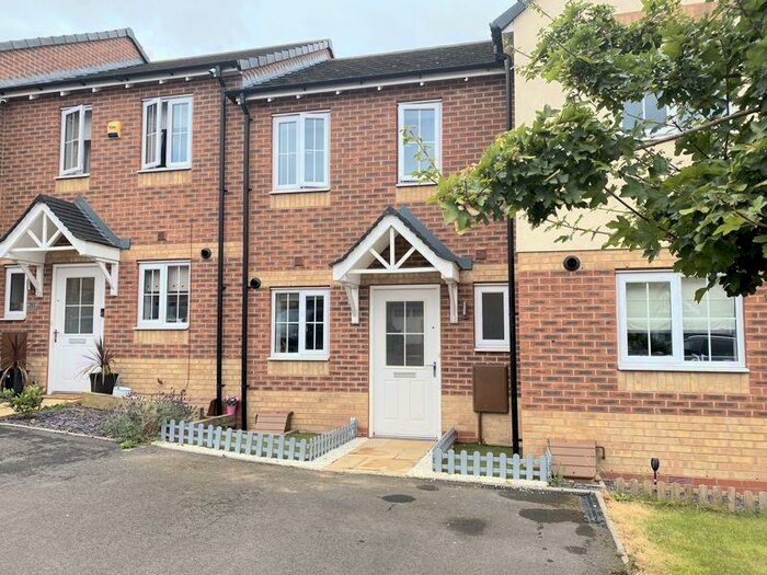 2 Bedroom Semi-Detached House To Rent In Oakway Drive, Swadlincote, DE11