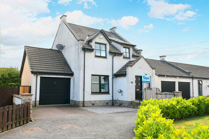 3 Bedroom Detached House For Sale In Dalgarno Park, Montrose, DD10