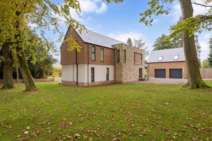 4 Bedroom Detached Villa For Sale In Ukaipo Main Road, Gateside, KY14