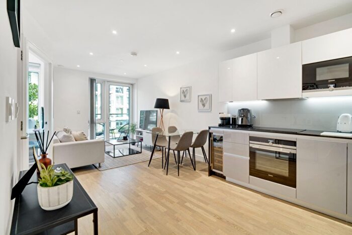 1 Bedroom Flat For Sale In Discovery House, Juniper Drive, Wandsworth, SW18
