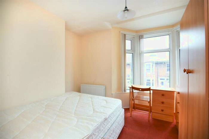 5 Bedroom Maisonette To Rent In (£pppw) Warwick Street, Heaton, NE6