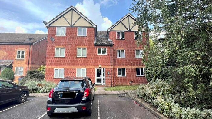 1 Bedroom Flat To Rent In Groveland Place, Reading, Berkshire, RG30