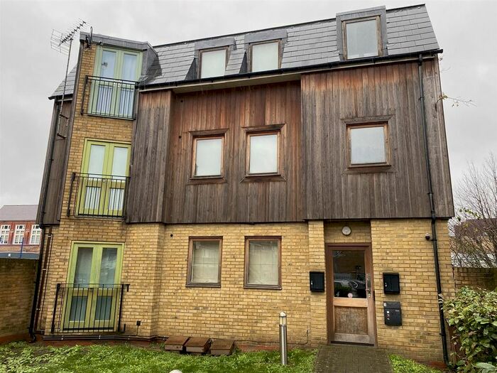 1 Bedroom Flat To Rent In Callisons Place, London, SE10