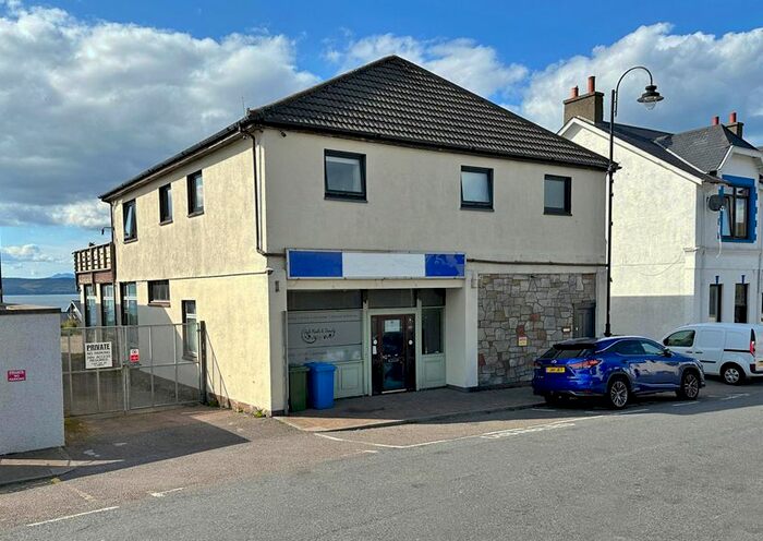 3 Bedroom Detached House For Sale In Davies Brae, Mallaig, PH41