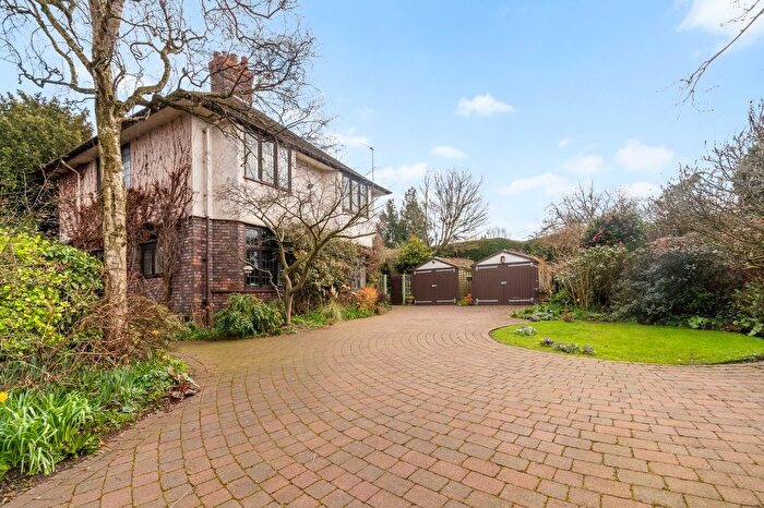 4 Bedroom Property To Rent In Grappenhall Road, Stockton Heath, WA4