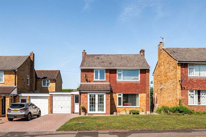 4 Bedroom Detached House For Sale In Avonvale Road, Trowbridge, BA14