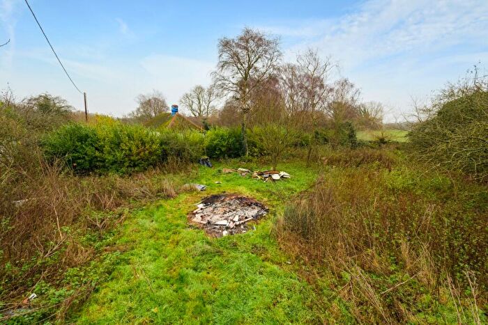 3 Bedroom Detached Bungalow For Sale In Agester Lane, Denton, Canterbury, CT4
