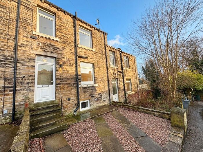 2 Bedroom Terraced House For Sale In Fenay Bridge Road, Fenay Bridge, HD8