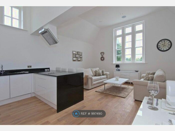 2 Bedroom Flat To Rent In Stableford Hall, Eccles, Manchester, M30