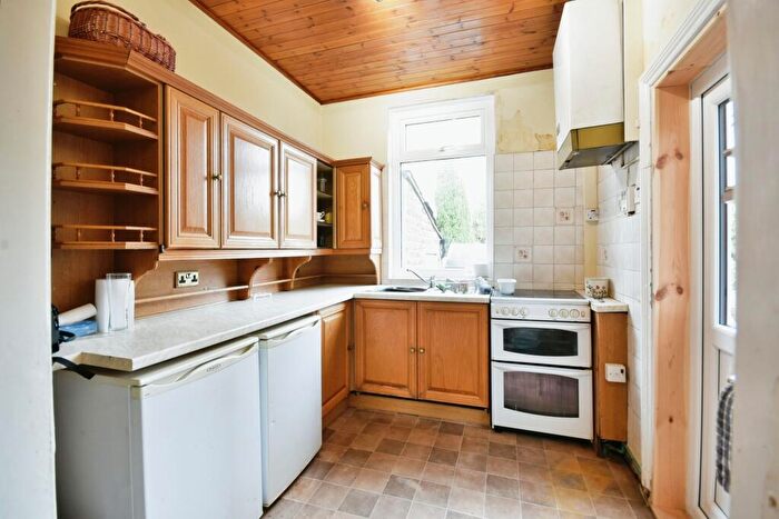 2 Bedroom Terraced House For Sale In Buxton Road, High Lane, Stockport, Greater Manchester, SK6