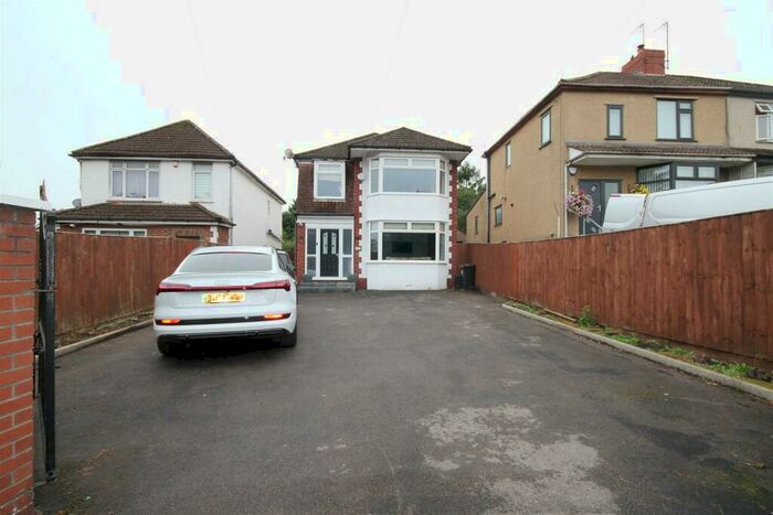 4 Bedroom Detached House To Rent In Stonehill, Bristol, BS15