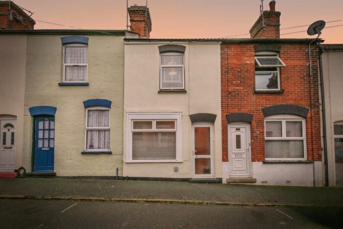 3 Bedroom Terraced House For Sale In Hamilton Street, Harwich, CO12