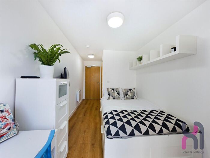 1 Bedroom Flat To Rent In The Edge, Seymour St, Liverpool, L3