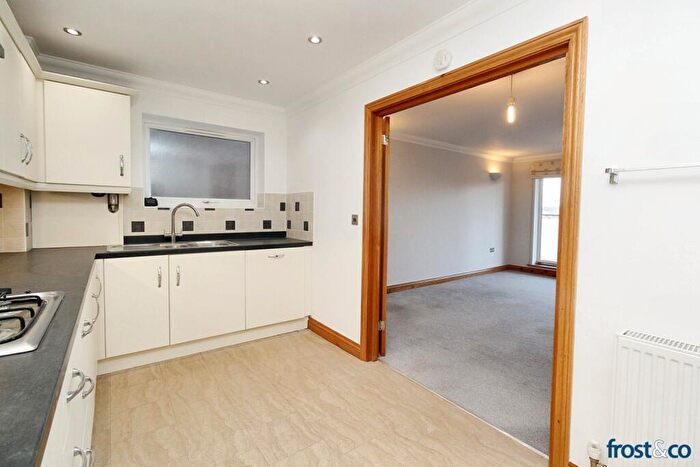 2 Bedroom Apartment To Rent In Mount Pleasant Road, Poole, BH15
