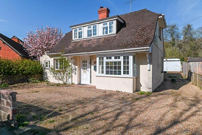 4 Bedroom Detached House For Sale In West Street, Hambledon, PO7
