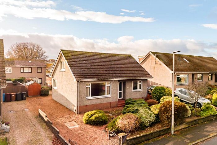 2 Bedroom Detached Bungalow For Sale In Ceres Crescent, Broughty Ferry, DD5