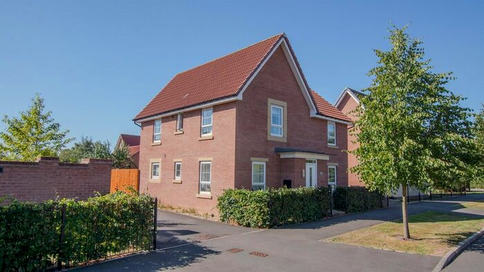 4 Bedroom Detached House To Rent In Heathside, Huntington, York, YO32