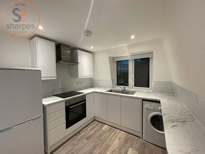 1 Bedroom Flat To Rent In Haydons Road, Wimbledon, London, SW19