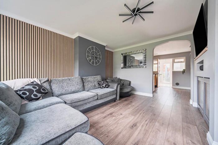 3 Bedroom Semi-Detached House For Sale In Cryalls Lane, Sittingbourne, Kent, ME10