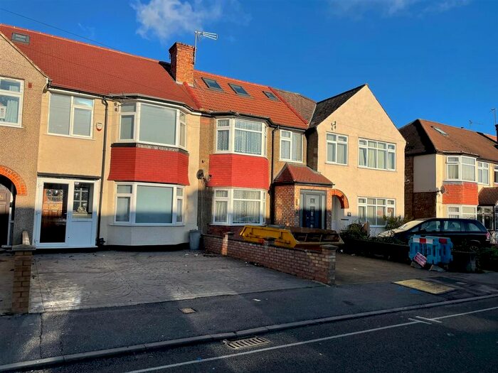 4 Bedroom Terraced House To Rent In Granville Road, Hillingdon, Uxbridge, UB10