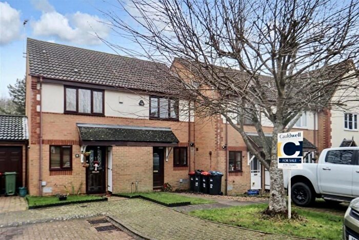 2 Bedroom Property For Sale In Coverack Place, Milton Keynes, MK4