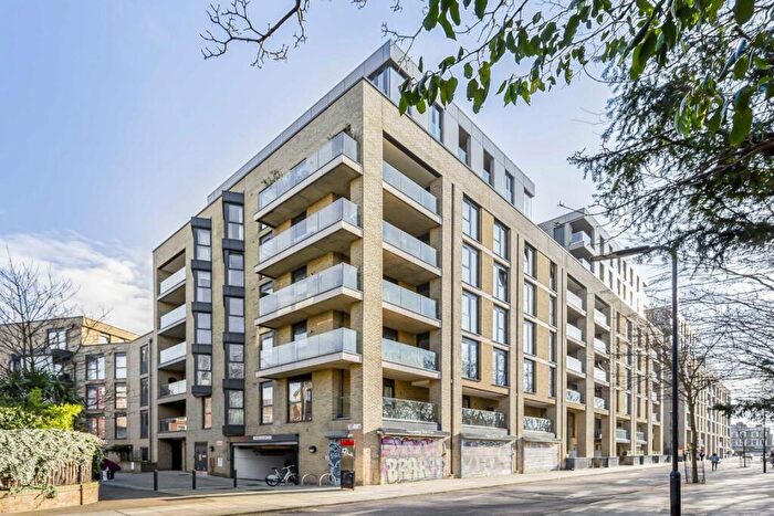 3 Bedroom Flat For Sale In Gibbs Lane, Hackney, E2