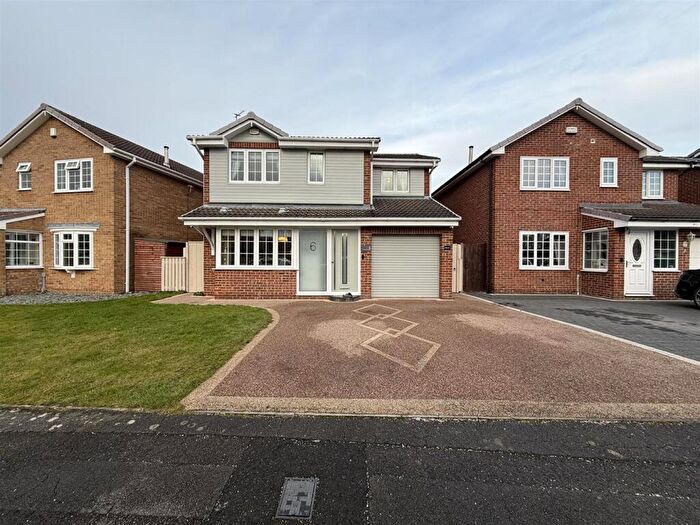4 Bedroom Detached House For Sale In Peterhouse Close, Darlington, DL1
