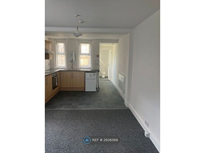 Studio To Rent In Lorne Park Road, Bournemouth, BH1