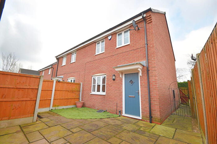 3 Bedroom Semi Detached House For Sale In Brackenfield Close, Grassmoor, Chesterfield, S42