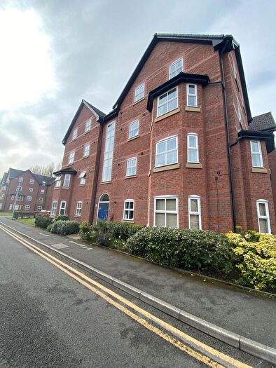 2 Bedroom Apartment To Rent In Olive Shapley Avenue, M20