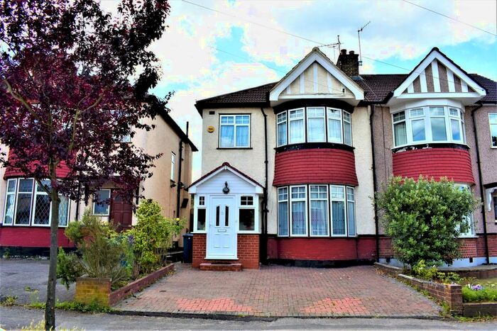 3 Bedroom Semi-Detached House To Rent In Northurmbeland Road, Harrow, HA2