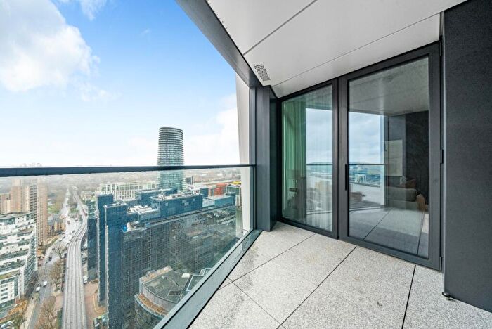 2 Bedroom Flat To Rent In Amory Tower, Marsh Wall, E14