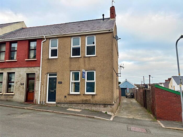 3 Bedroom End Of Terrace House For Sale In St. Annes Place, Hakin, Milford Haven, SA73