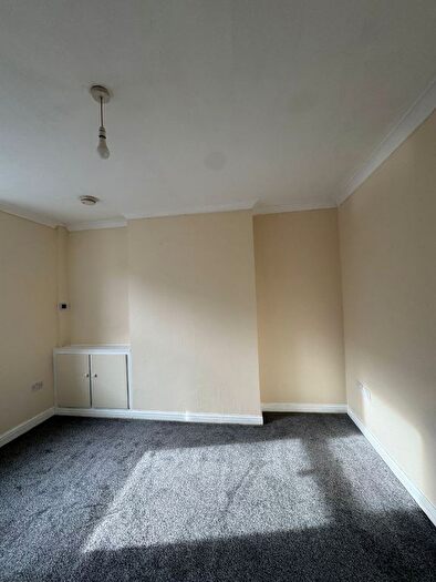 2 Bedroom Terraced House To Rent In Hunslet Street, Burnley, BB11