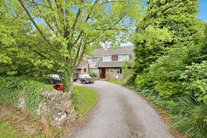 4 Bedroom Detached House For Sale In Old Leicester Road, Wansford, Peterborough, PE8