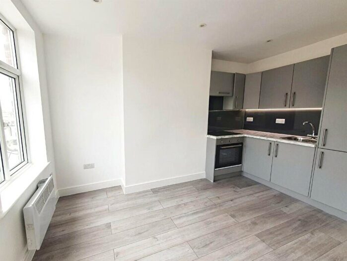 2 Bedroom Flat To Rent In Queensbury, HA8