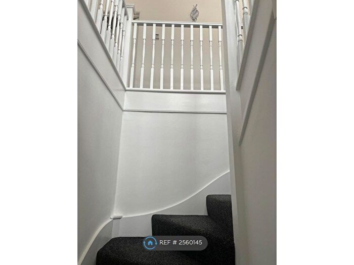2 Bedroom Maisonette To Rent In Court Road, Orpington, BR6