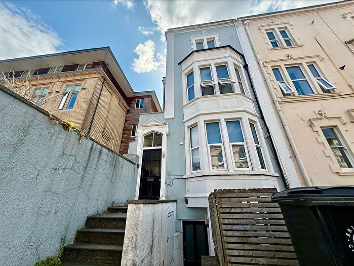 1 Bedroom Flat To Rent In B West Park, Bristol, BS8