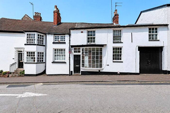 1 Bedroom Flat To Rent In Fieldgate Lane, Kenilworth, CV8