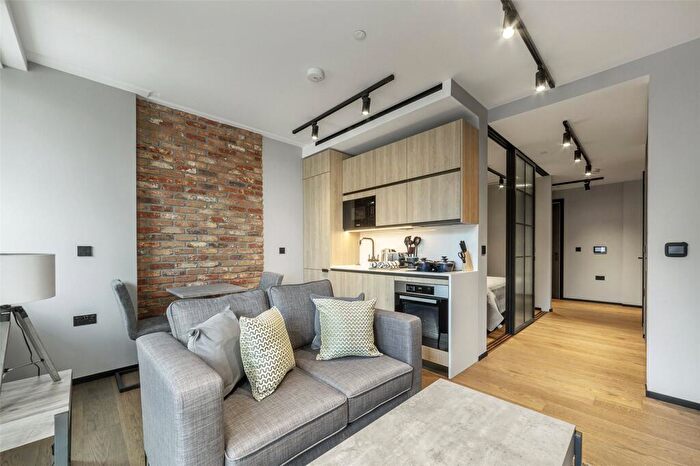 Apartment To Rent In Hewett Street, London, EC2A