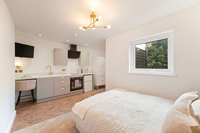 1 Bedroom Studio To Rent In Room, Drewry Lane, DE22