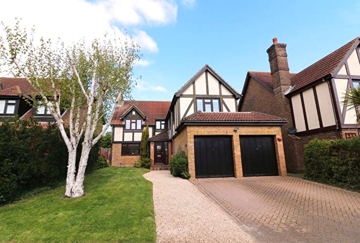 5 Bedroom Detached House For Sale In Elliot Rise, Hedge End, SO30