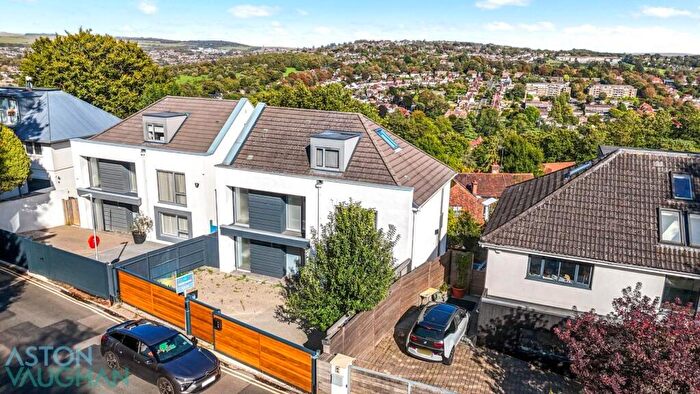4 Bedroom Detached House For Sale In Withdean Road, Brighton, BN1