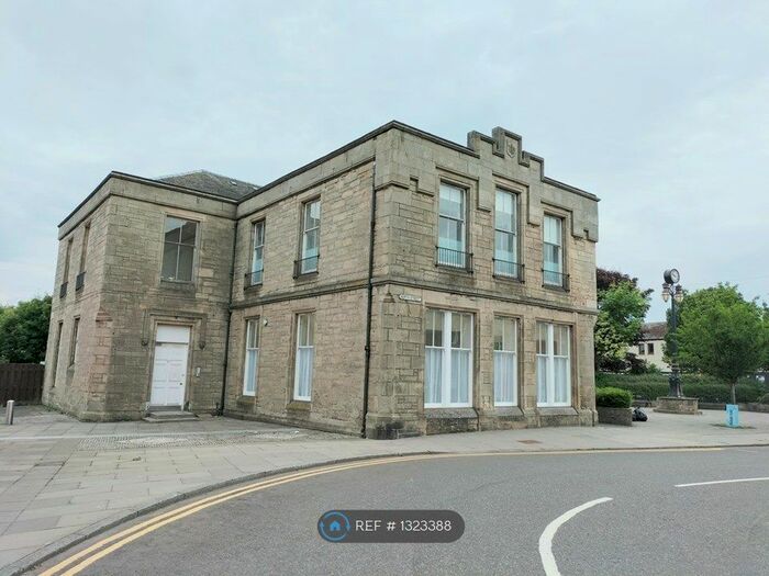 2 Bedroom Flat To Rent In North Street, Bo'ness EH51