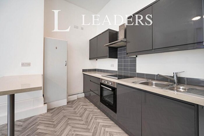 1 Bedroom Apartment To Rent In Osborne Road, Southsea, PO5