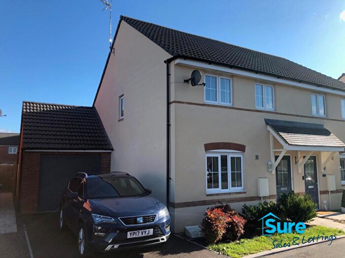 3 Bedroom Semi Detached House To Rent In Oswald Close, Longford, Gloucester., GL2
