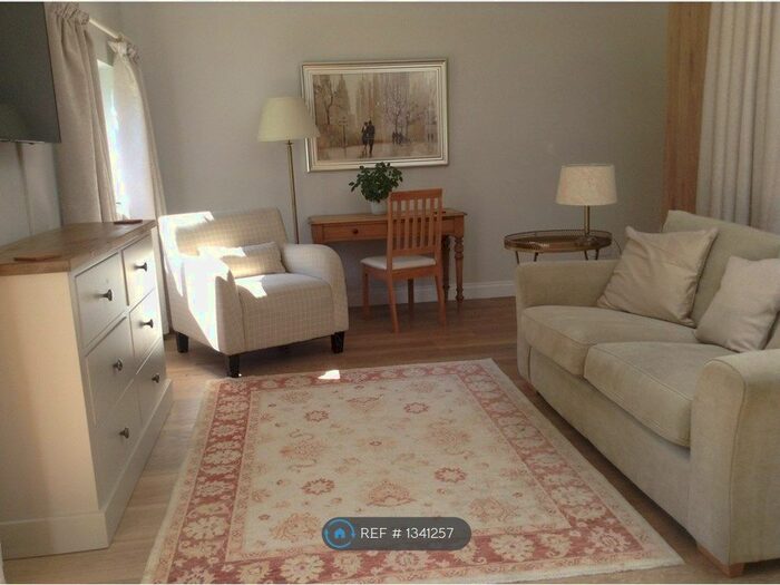 Studio To Rent In Main Street, Bicester, OX27