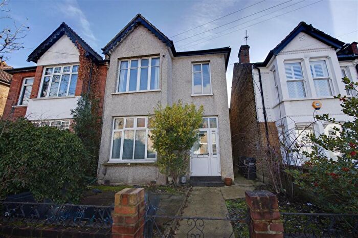 2 Bedroom Apartment For Sale In Mansfield Road, South Croydon, CR2